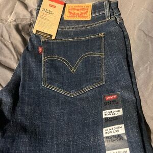 Levi's Classic Straight Jeans NWT